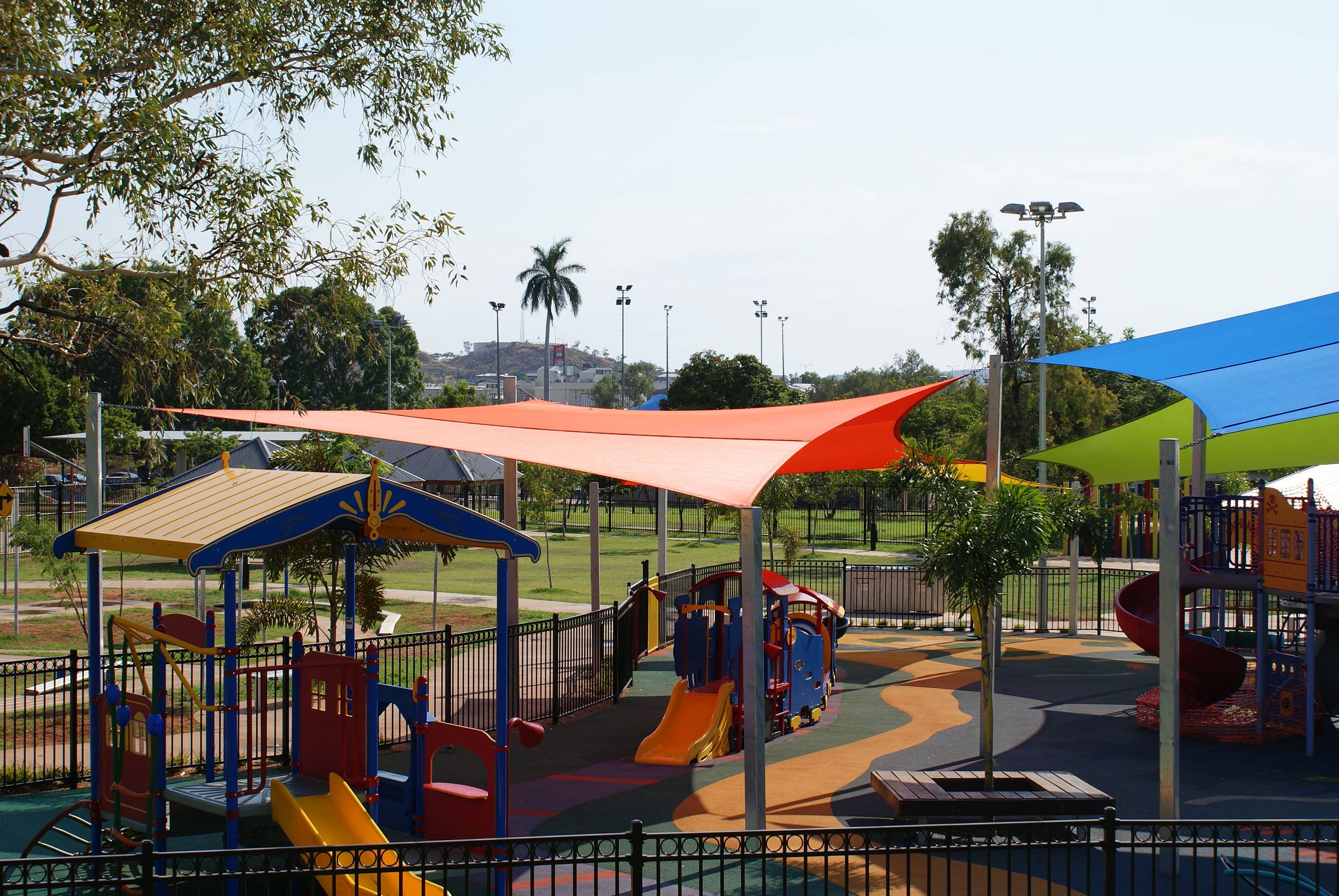 toile d'ombrage sur mesure