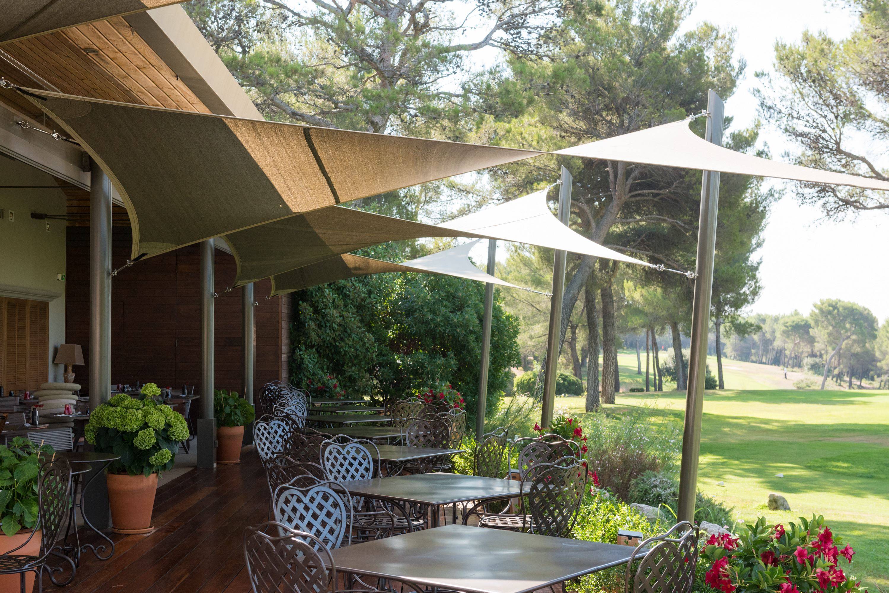 voile d'ombrage pour hotel