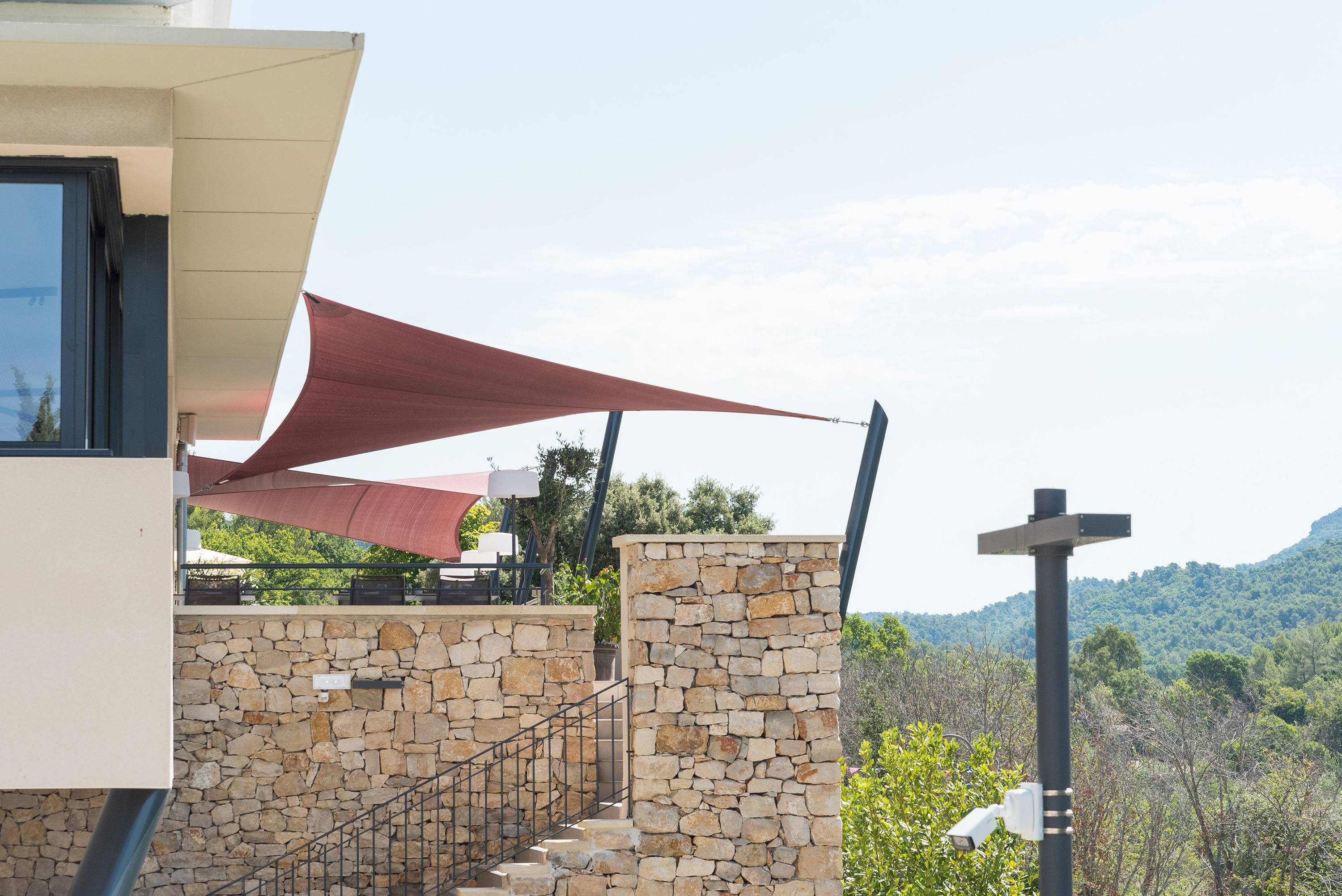 voile d'ombrage pour piscine