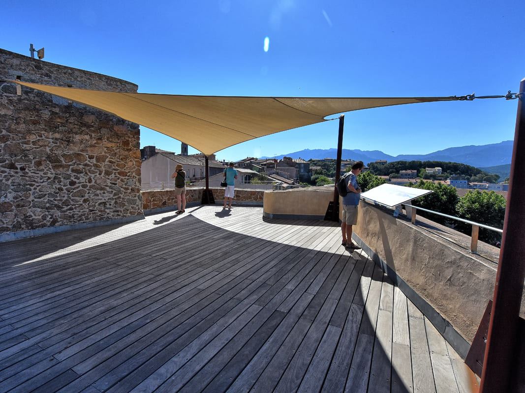 toile d'ombrage extérieur