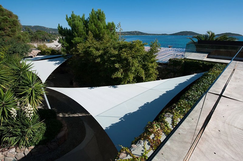 toile d'ombrage pour restaurant