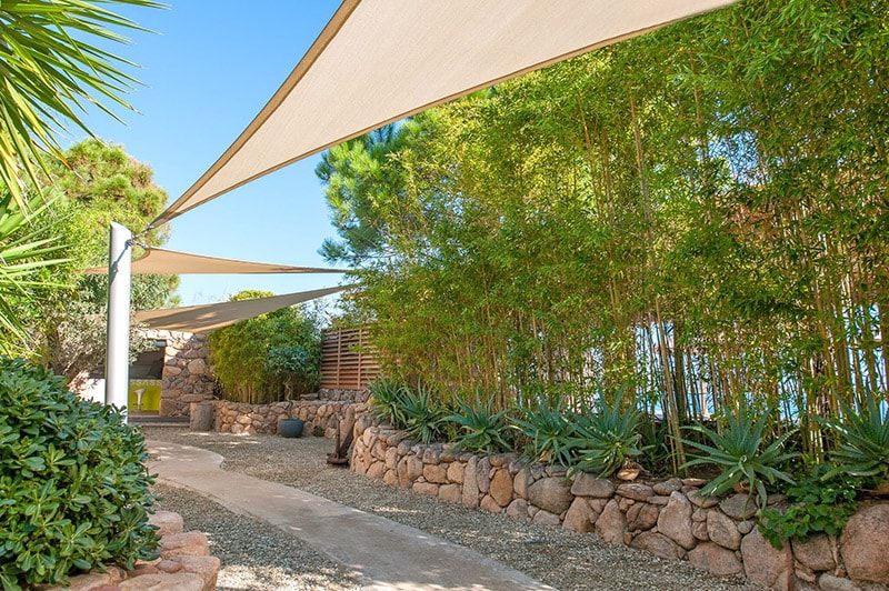 toile d'ombrage pour restaurant