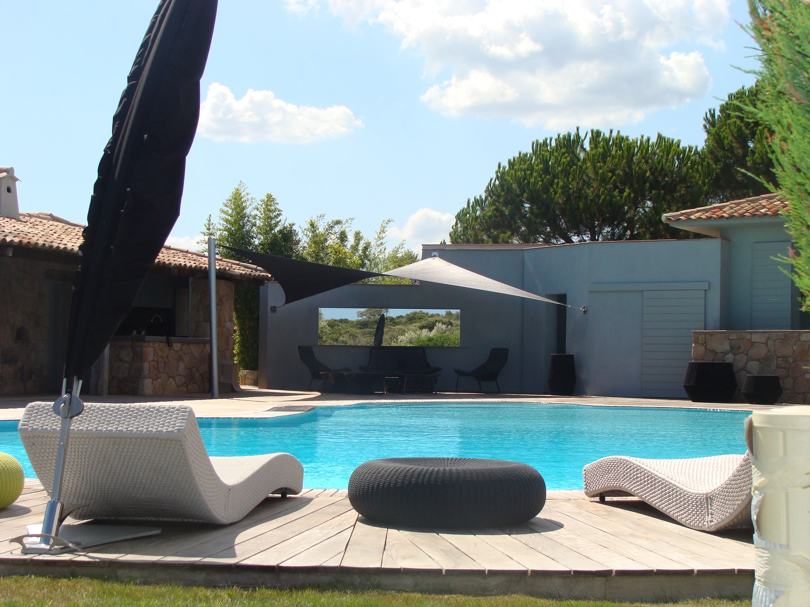 toile d'ombrage pour piscine