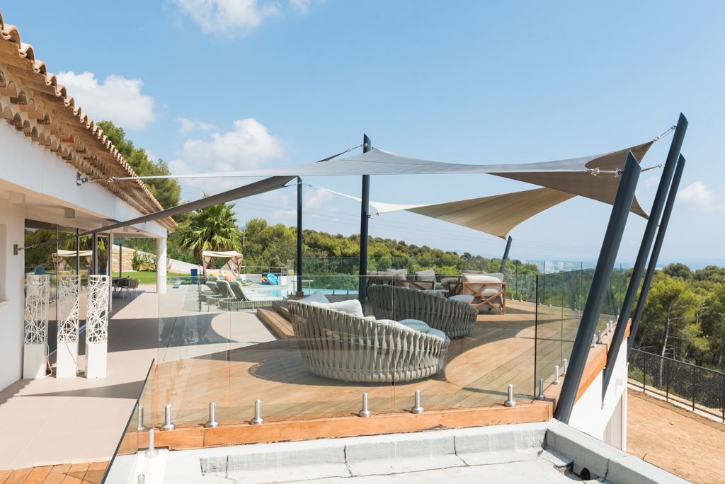 toile d'ombrage pour terrasse