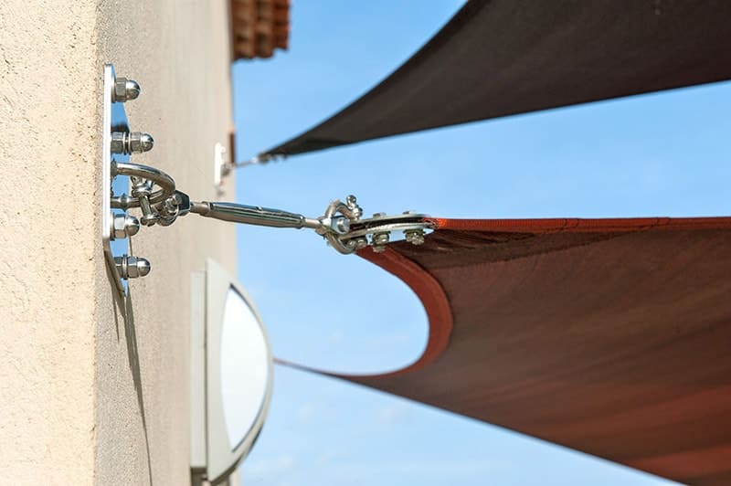 voile d'ombrage pour piscine