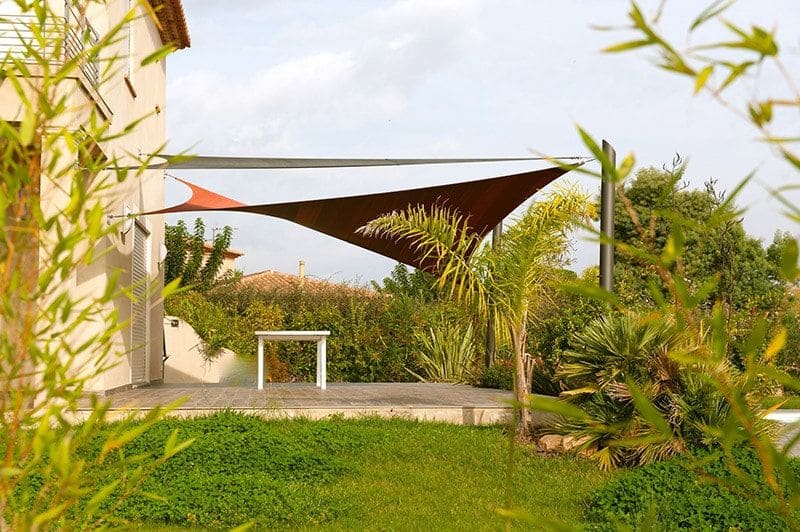 voile d'ombrage pour piscine