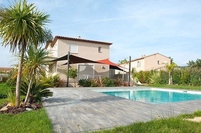 voile d'ombrage pour piscine
