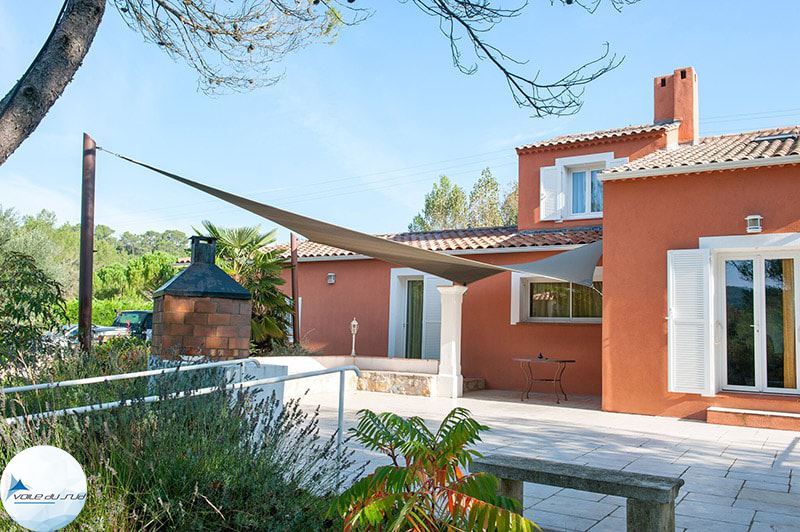 voile d'ombrage pour villa