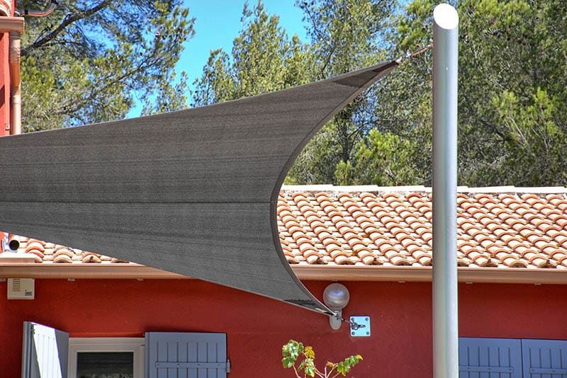 voile d'ombrage pour villa