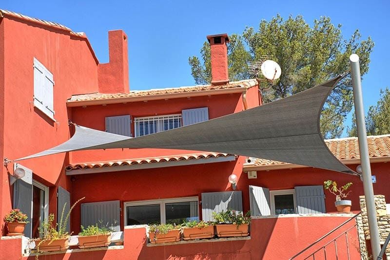 toile d'ombrage pour jardin