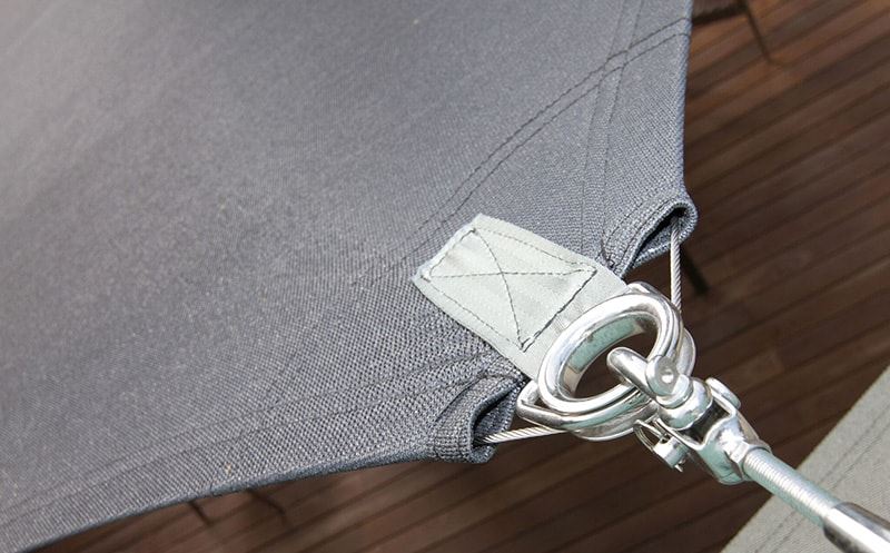 voile d'ombrage pour piscine